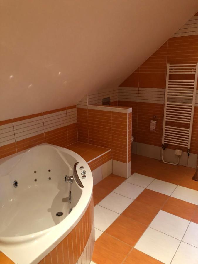 Apartments In Villa Teplice Luaran gambar